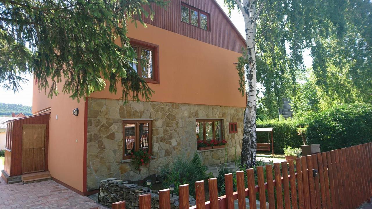 Rita Apartman Денешдиаш Экстерьер фото