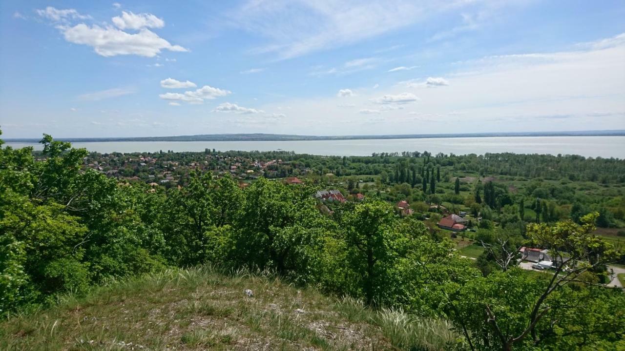 Rita Apartman Денешдиаш Экстерьер фото